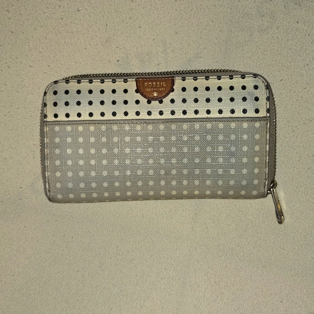 Fossil wallet